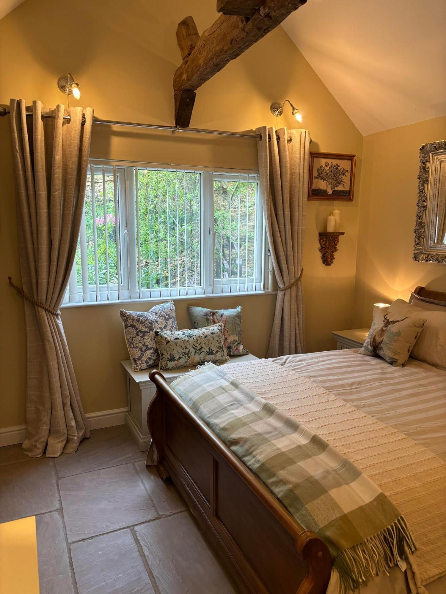 Mulberry House Farm Mulberry Lodge Chippenham  Exterior foto